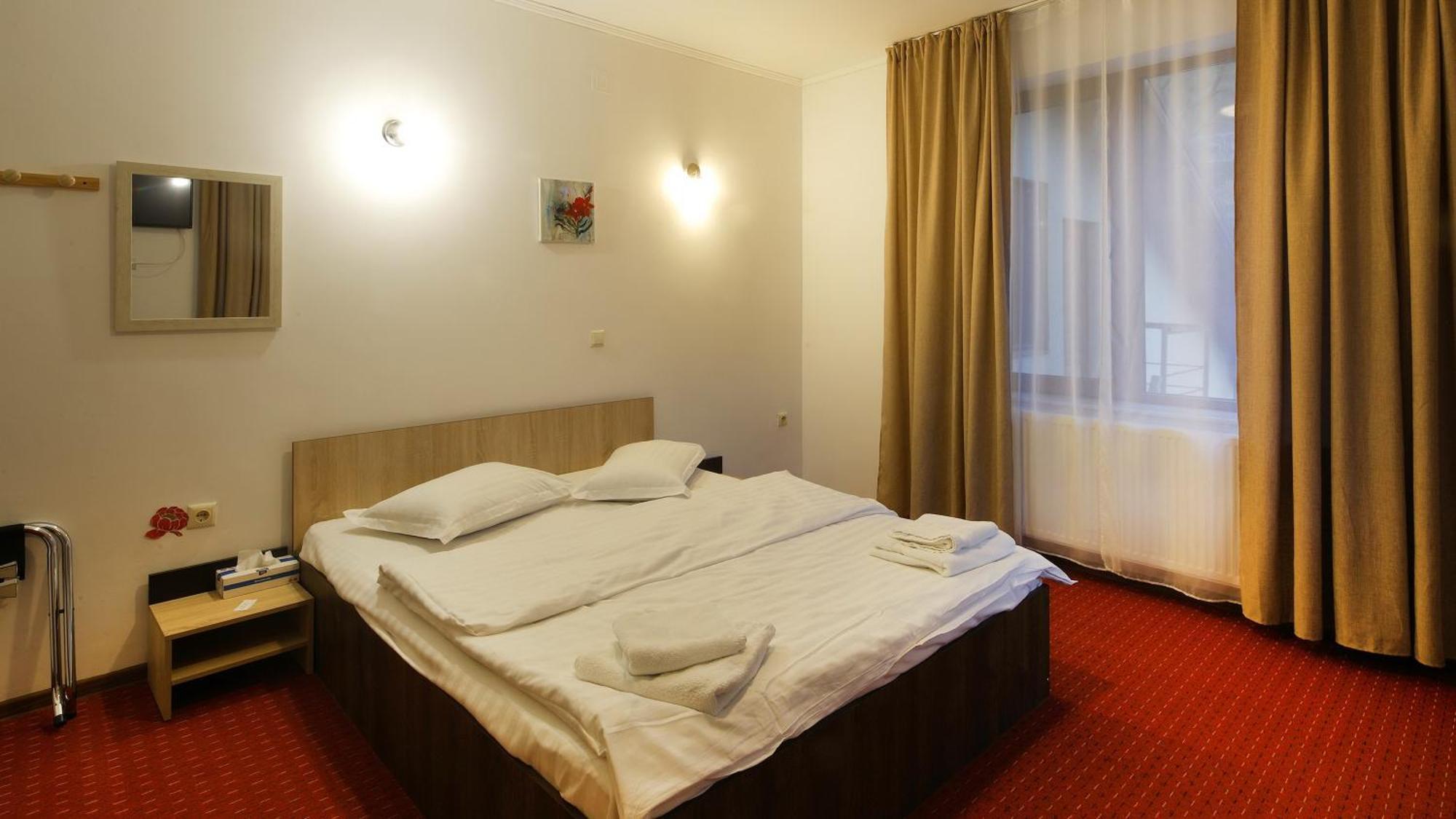 Pensiunea Montan Din Bran,Sat Simon Spa Indoor ブラン エクステリア 写真