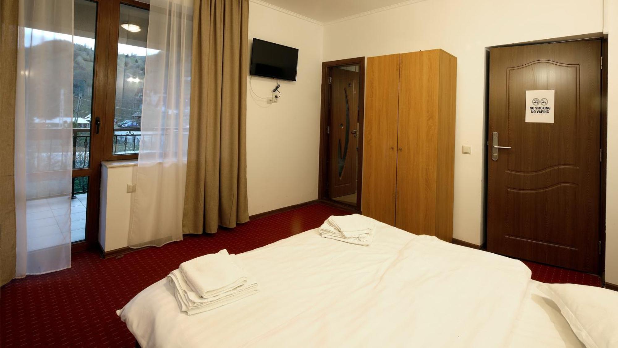 Pensiunea Montan Din Bran,Sat Simon Spa Indoor ブラン エクステリア 写真