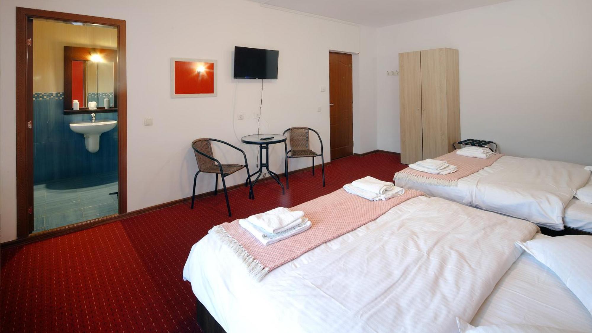 Pensiunea Montan Din Bran,Sat Simon Spa Indoor ブラン エクステリア 写真