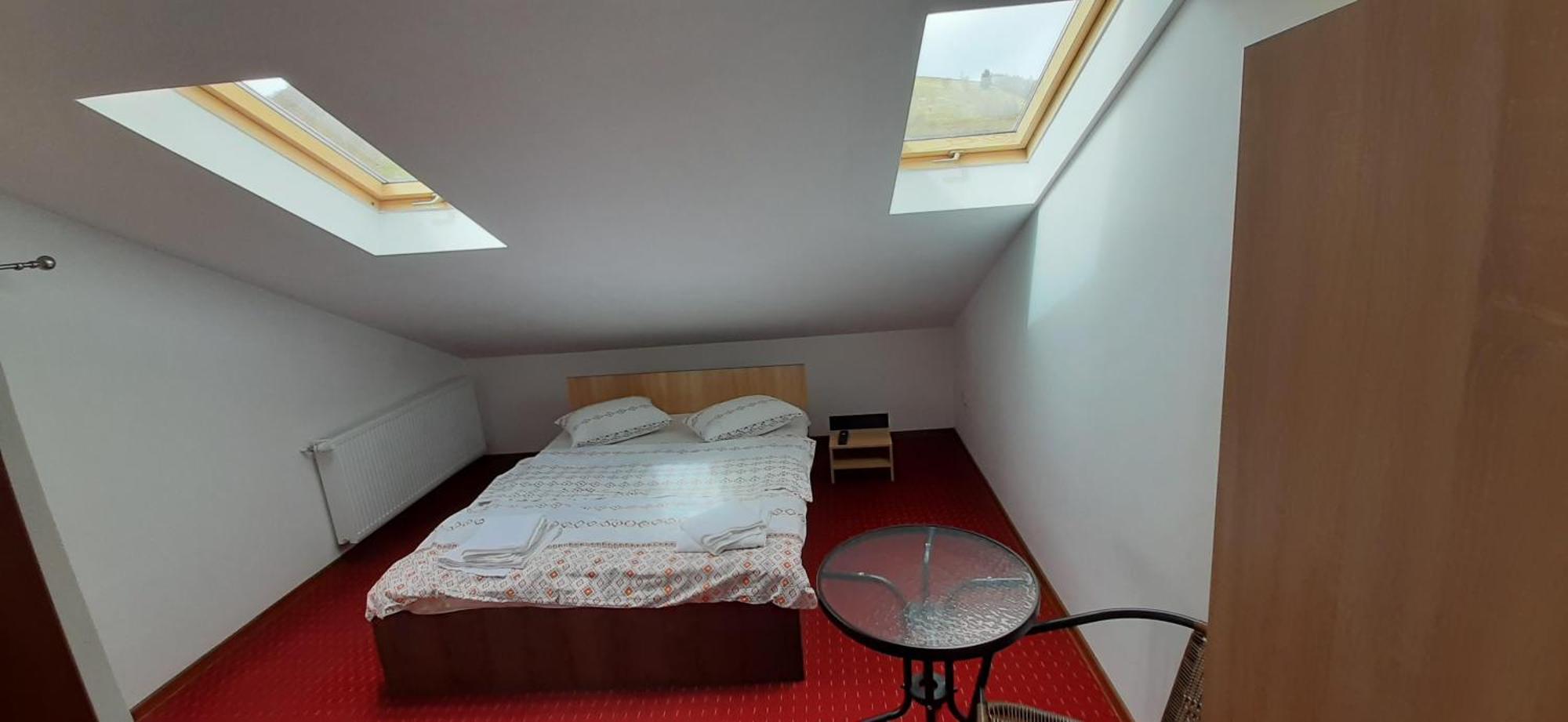 Pensiunea Montan Din Bran,Sat Simon Spa Indoor ブラン 部屋 写真