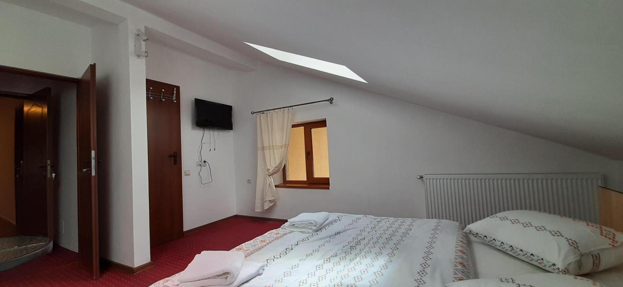 Pensiunea Montan Din Bran,Sat Simon Spa Indoor ブラン 部屋 写真